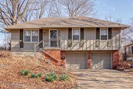 8908 E 90th Terrace Kansas City, MO 64138
