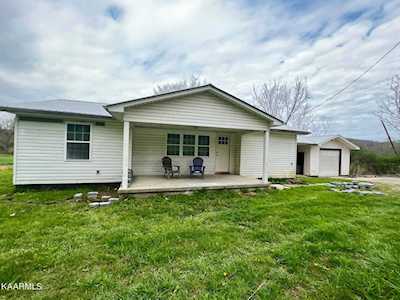 980 Sweetwater Rd Philadelphia, TN 37846