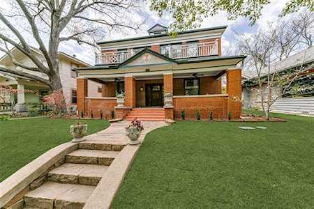 111 N Clinton Avenue Dallas, TX 75208