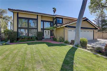 985 Oakmont Ct Simi Valley, CA 93065