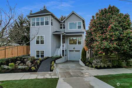 5111 Keystone Place N Seattle, WA 98103