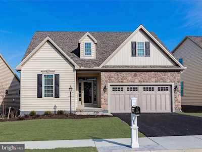 635 Greenbriar Path Cochranville, PA 19330