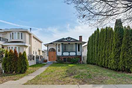 328 E 49th Avenue Vancouver, BC V5W 2G6