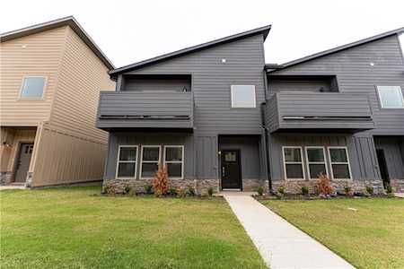 2180 W Million Ln Fayetteville, AR 72704