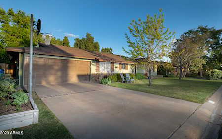8153 N 1st Avenue Phoenix, AZ 85021