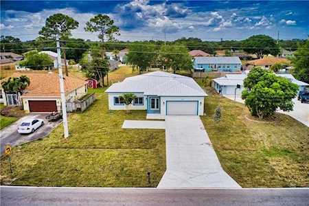 3362 SW Foremost Dr Port Saint Lucie, FL 34953