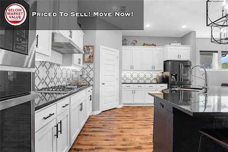 1860 Leo Drive Van Alstyne, TX 75495