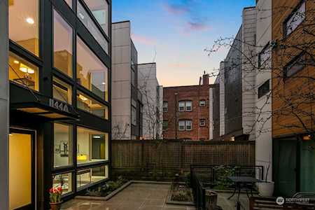1144 10th Ave E #A Seattle, WA 98102