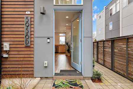 5956 36th Ave S #D Seattle, WA 98118