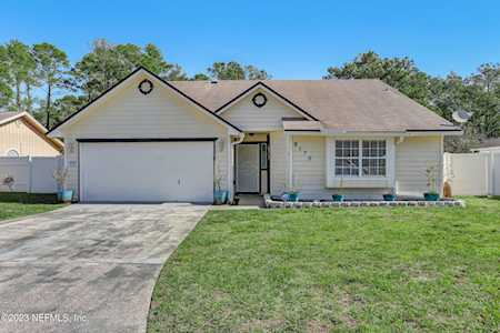 8179 Teaticket DR Jacksonville, FL 32244