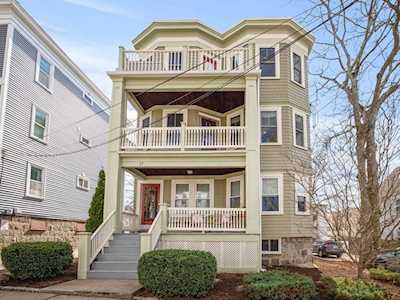 17 Woodside Ave #1 Boston, MA 02130