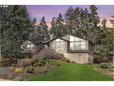 19931 Bluegrass CIR West Linn, OR 97068