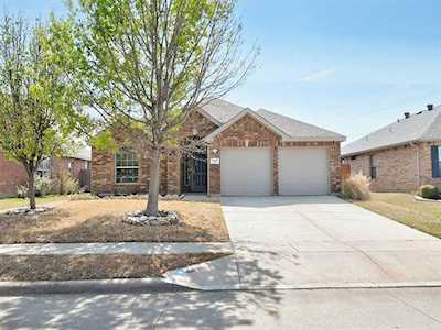 4448 Morning Song Drive Fort Worth, TX 76244