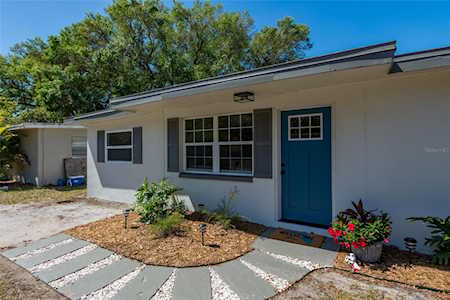 1438 Poinciana Dr Clearwater, FL 33764