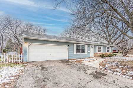 940 Laurel Dr Aurora, IL 60506