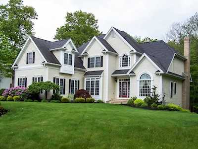 27 Fairway Lane Medway, MA 02053