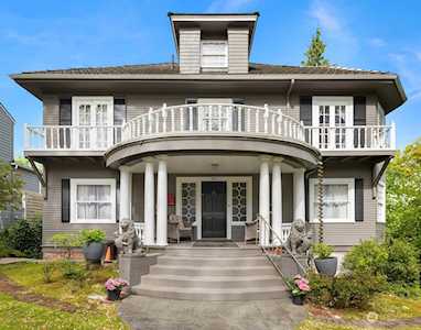 1021 34th Ave E Seattle, WA 98112