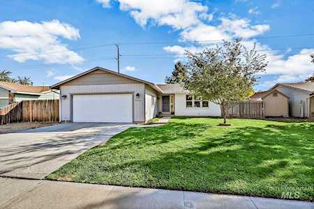 5656 Millrun Ave Garden City, ID 83714