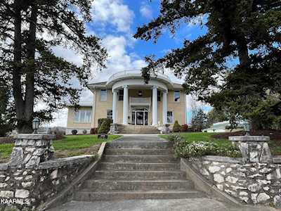 2805 Gibbs Dr Knoxville, TN 37918