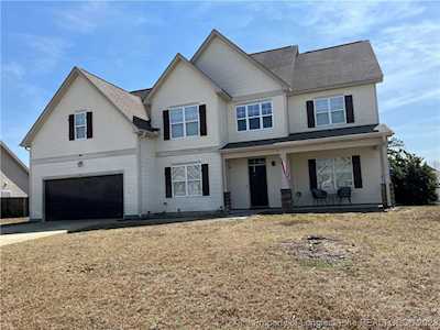 123 Heathrow Dr Spring Lake, NC 28390