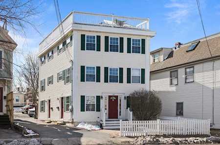 163 Merrimac St #1 Newburyport, MA 01950