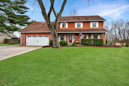 7165 Kensington Ct Avon, IN 46123