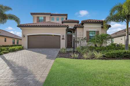 17447 Hickok Belt LOOP Lakewood Ranch, FL 34211