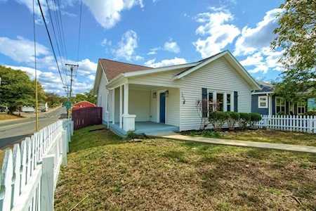 1225 Stockell St Nashville, TN 37207