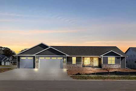 N8786 Connor Circle Menasha, Village of Harrison, WI 54952