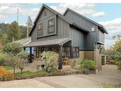 3538 SW Woods ST Portland, OR 97221