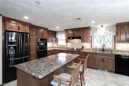34 High Ridge Dr Cumberland, RI 02864