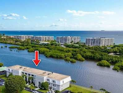 2165 Ibis Isle Road #14 Palm Beach, FL 33480