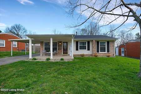 10015 Cardigan Dr Jeffersontown, KY 40299
