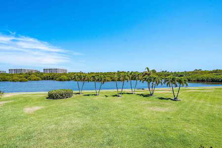 2175 Ibis Isle Road #3 Palm Beach, FL 33480