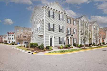 237 Alabaster St #244 Virginia Beach, VA 23462