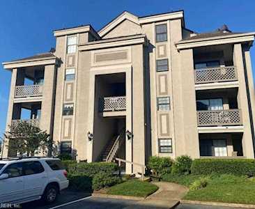 405 Harbour Point #202 Virginia Beach, VA 23451