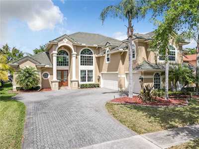 14576 Dover Forest Dr Orlando, FL 32828