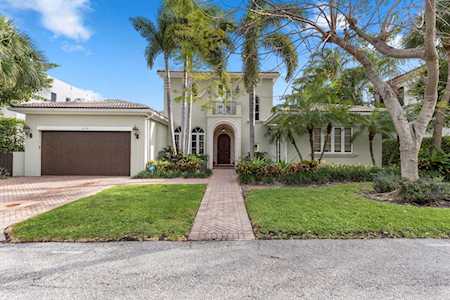 220 Palmetto Lane West Palm Beach, FL 33405