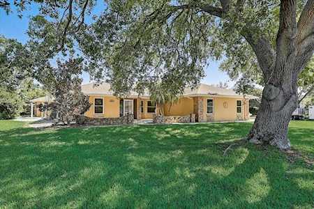 8713 12th Ave NW Bradenton, FL 34209