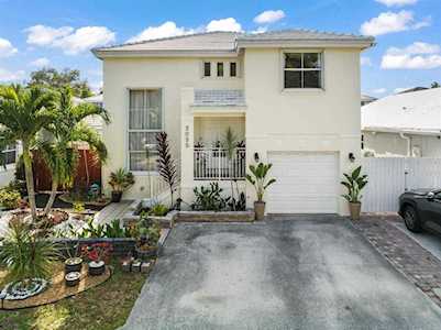 3055 Palm Place Margate, FL 33063
