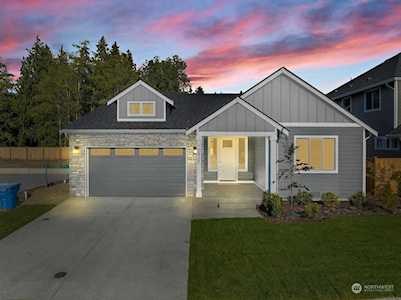 11113 71st Avenue Ct E Puyallup, WA 98373