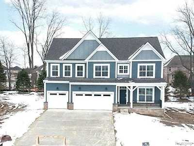 24324 Oak Ridge Blvd Lyon Twp, MI 48178