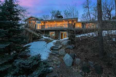 27475 Maple Ridge Lane Shorewood, MN 55331