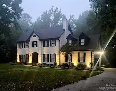 2517 Greenbrook Parkway Matthews, NC 28104