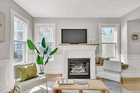 4 Wyatt Circle #4 Somerville, MA 02143