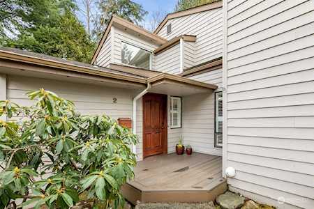 9 143rd Ave SE #2 Bellevue, WA 98007