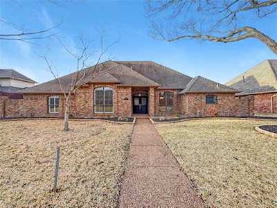 5828 Wavertree Lane Plano, TX 75093