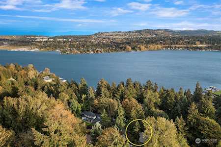 9550 SE 43rd St Mercer Island, WA 98040