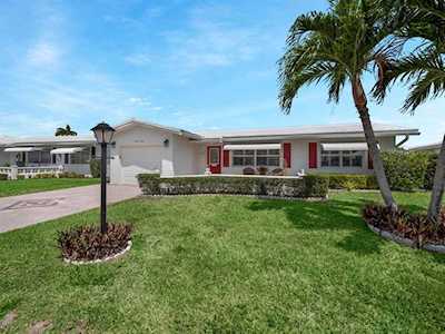 712 SW Lake Court Boynton Beach, FL 33426