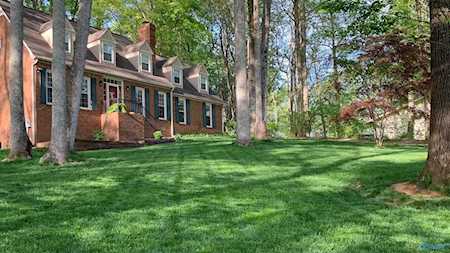 125 NW Fairington Road Huntsville, AL 35806
